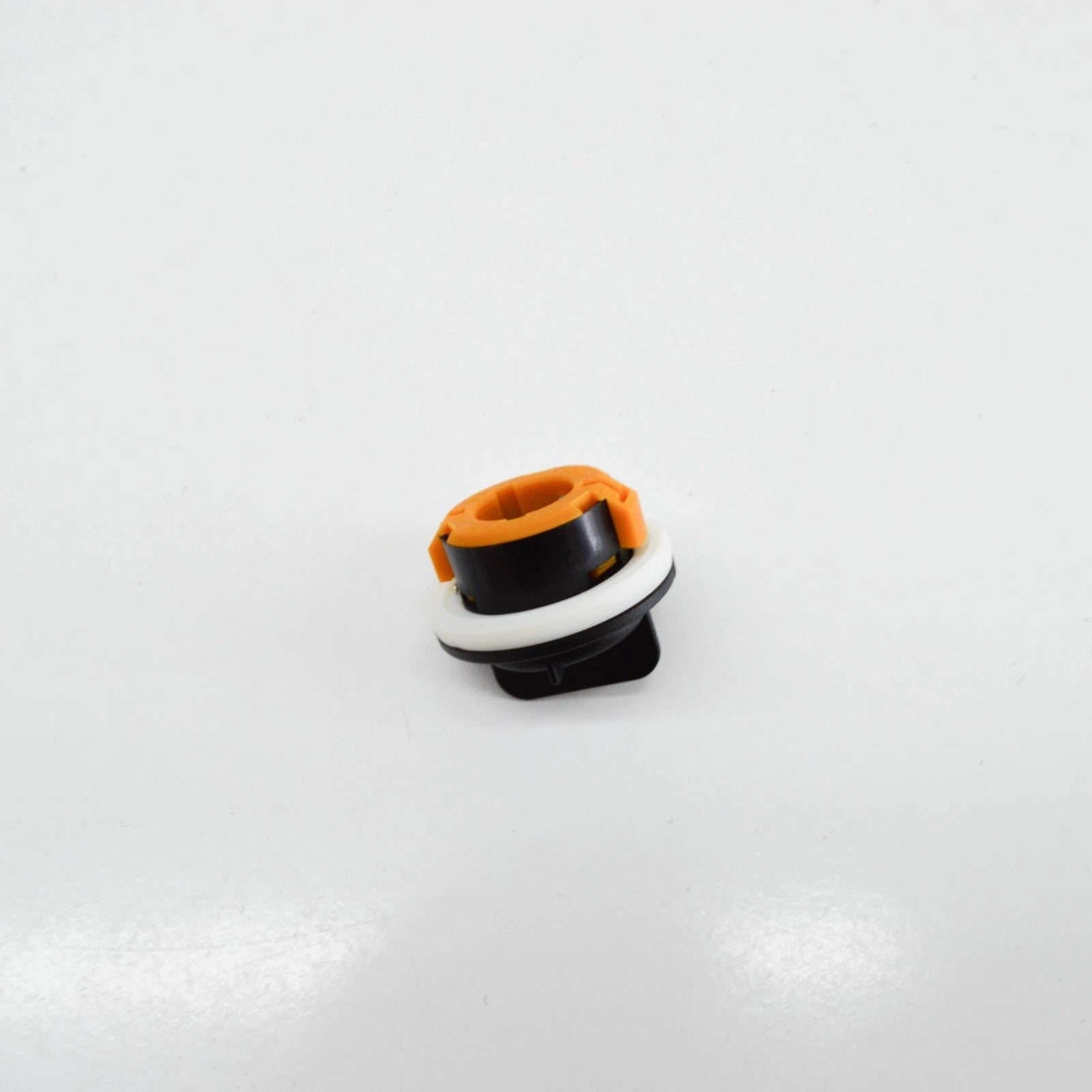 NEW VW CC 35 REAR TAIL LIGHT SOCKET 3C8945331 ORIGINAL