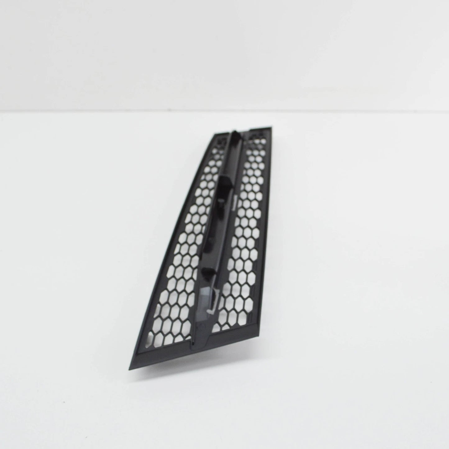 NEW BMW 3 COUPE E92 FRONT BUMPER RIGHT OPEN GRID GRILLE 51117227942 ORIGINAL