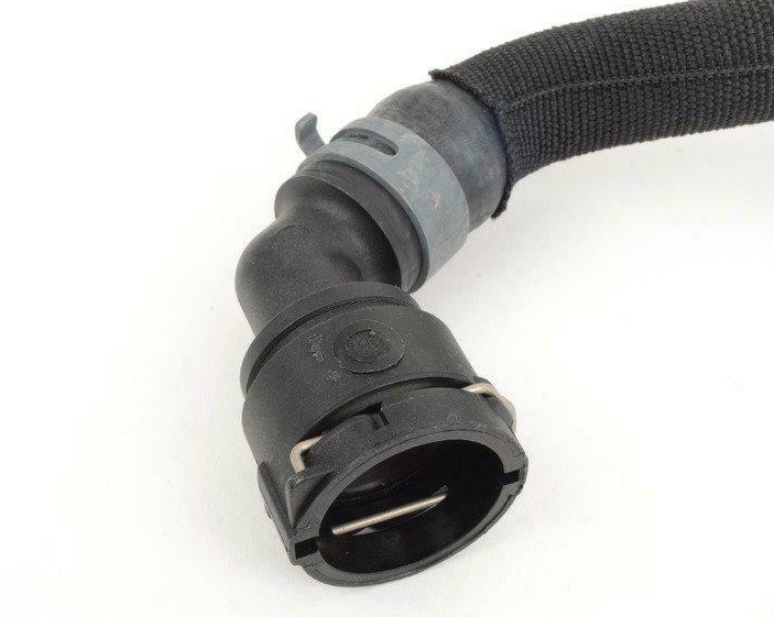 NEW AUDI Q5 8R RADIATOR LOWER COOLANT HOSE 8R0121109J ORIGINAL