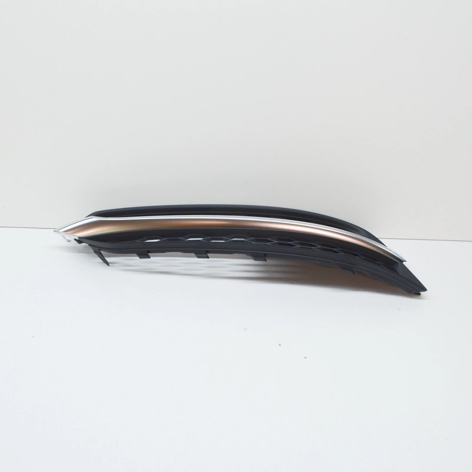 NEW AUDI A8 D4 RIGHT FOG LIGHT GRILLE 4H0807680AC3FZ