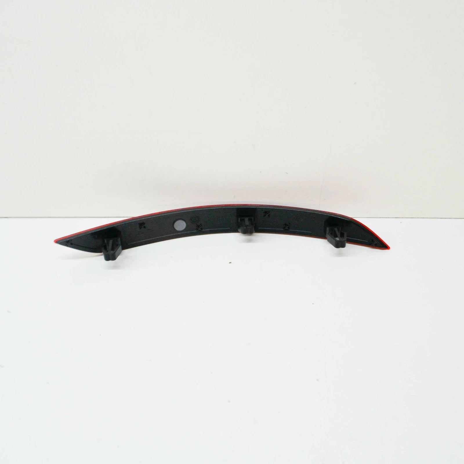 NEW AUDI A3 8V REAR LEFT BUMPER REFLECTOR 8V5945105D ORIGINAL