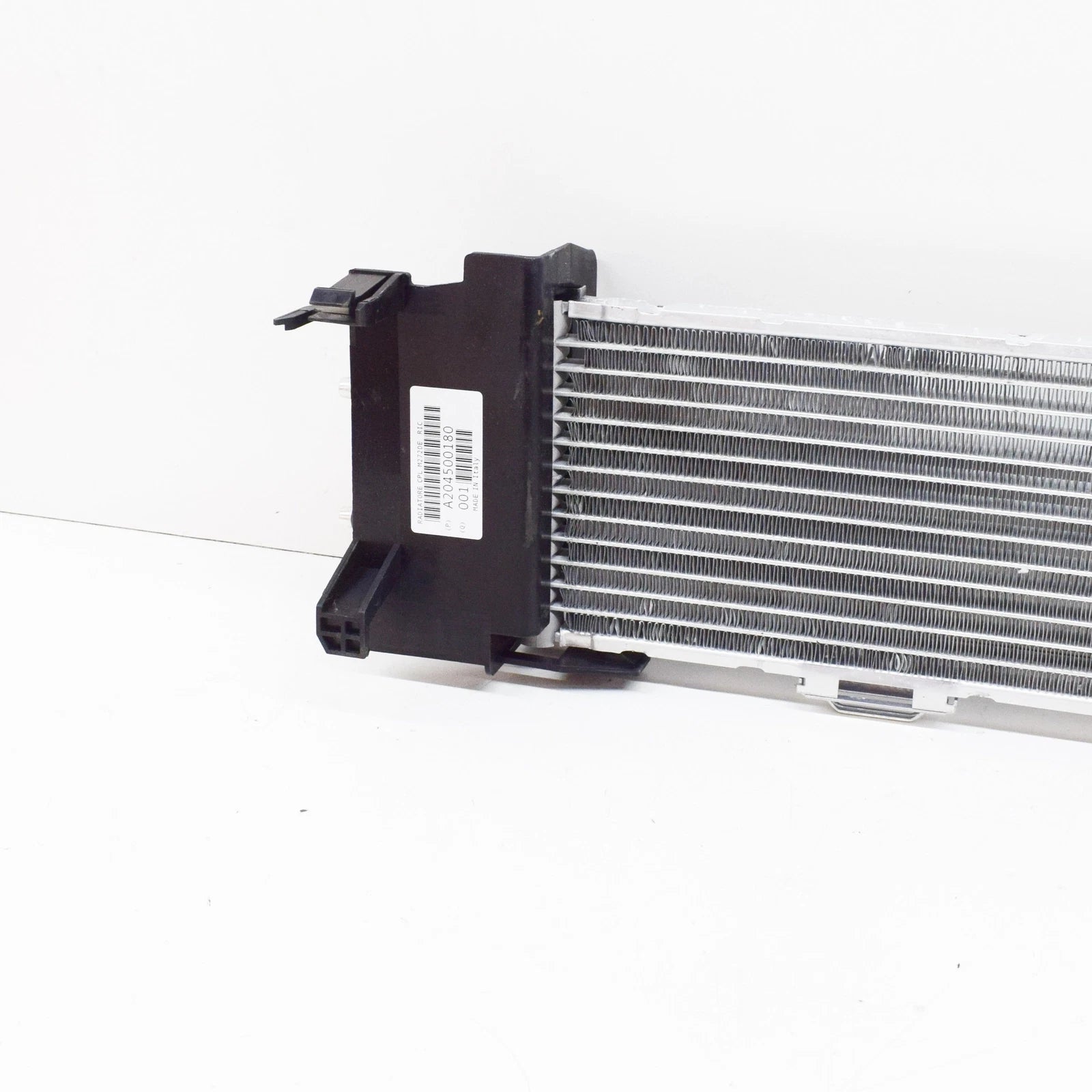 NEW MERCEDES-BENZ E C207 LOW TEMPERATURE RADIATOR A2045001803 ORIGINAL