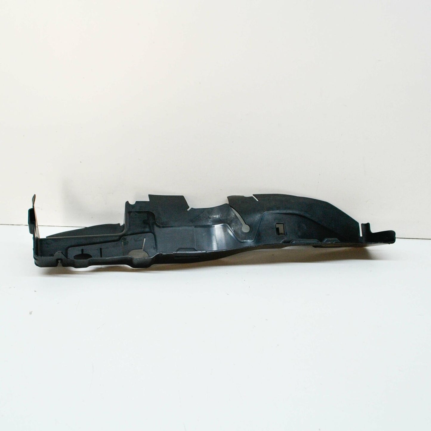 NEW AUDI Q3 F3 FRONT RIGHT RADIATOR SUPPORT BAFFLE 83A121284F ORIGINAL