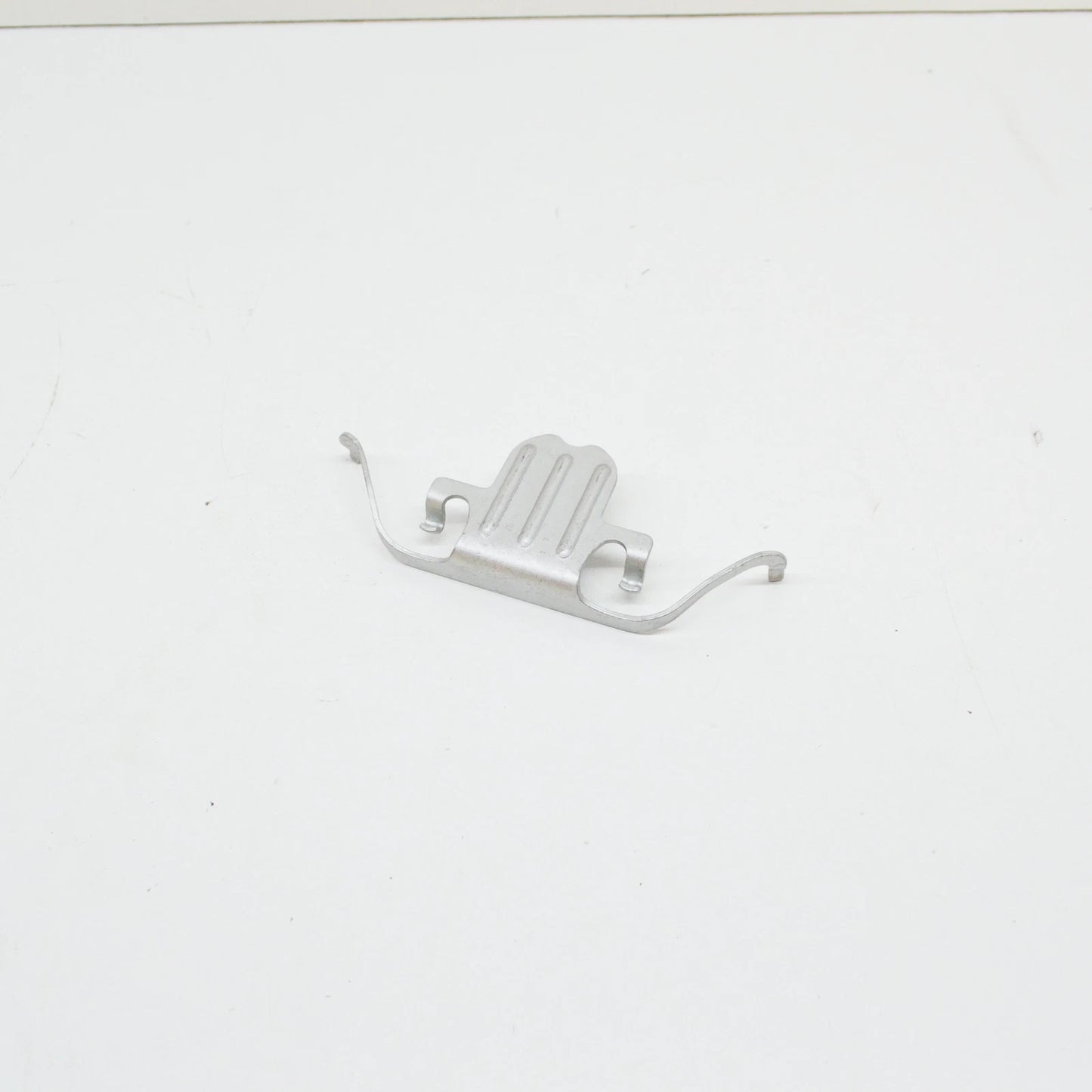 NEW BMW 5 F10 FRONT BRAKE ANTI-RATTLE CLIP 6798879 34116798879 ORIGINAL