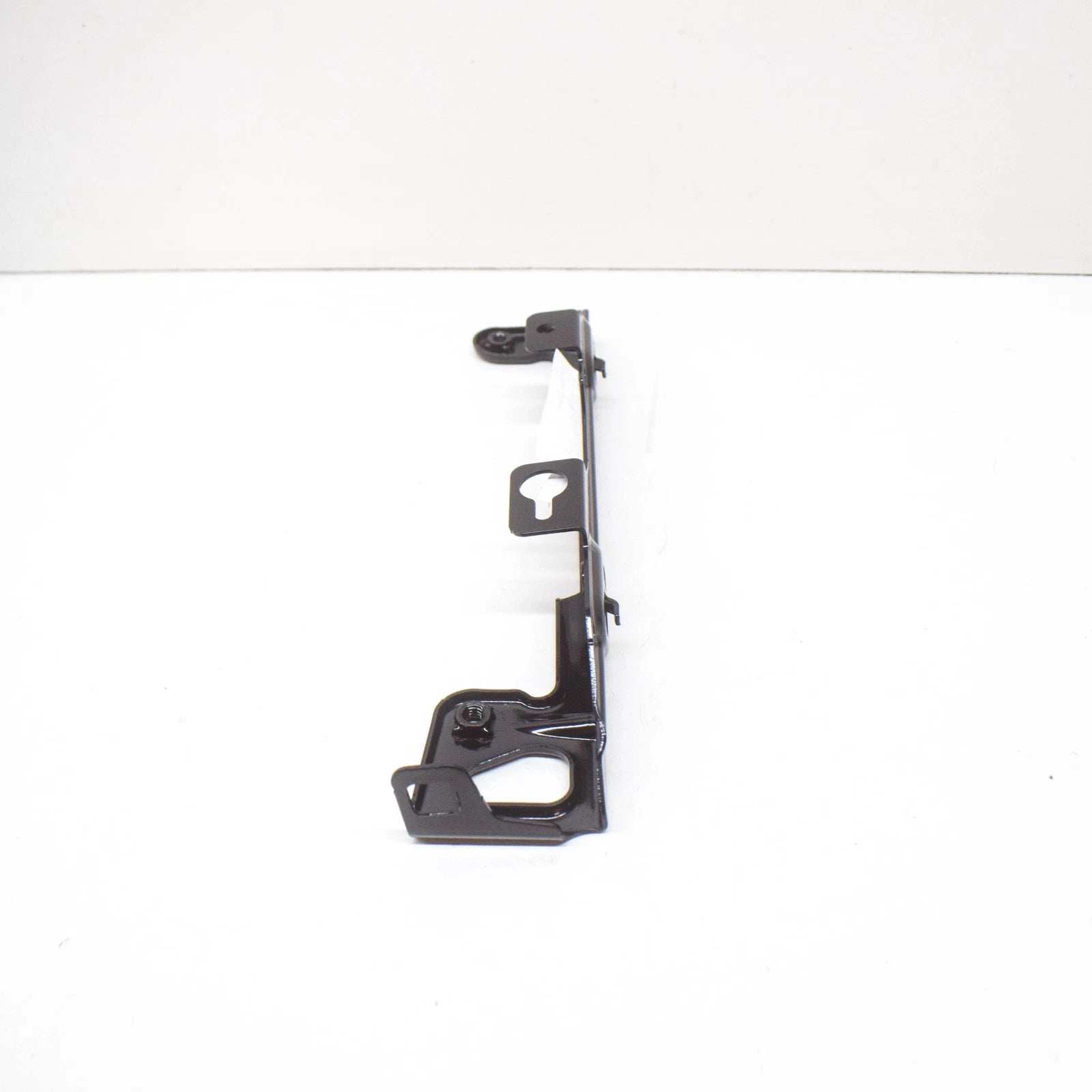 NEW BMW 1 F20 FRONT RADIATOR UPPER RIGHT BRACKET 51647266168 ORIGINAL