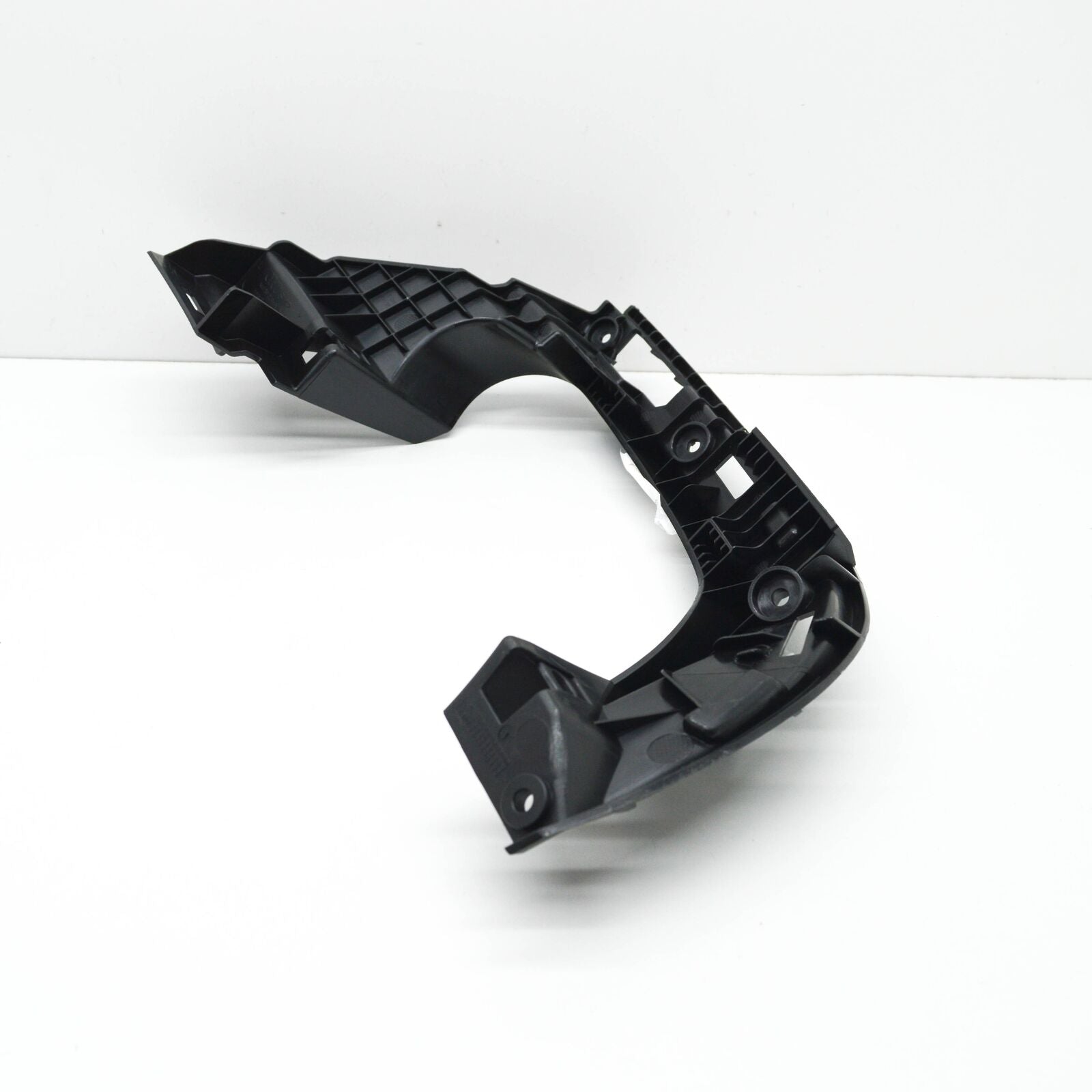 NEW AUDI A4 AVANT B9 REAR LEFT BUMPER BRACKET 8W0807347A ORIGINAL