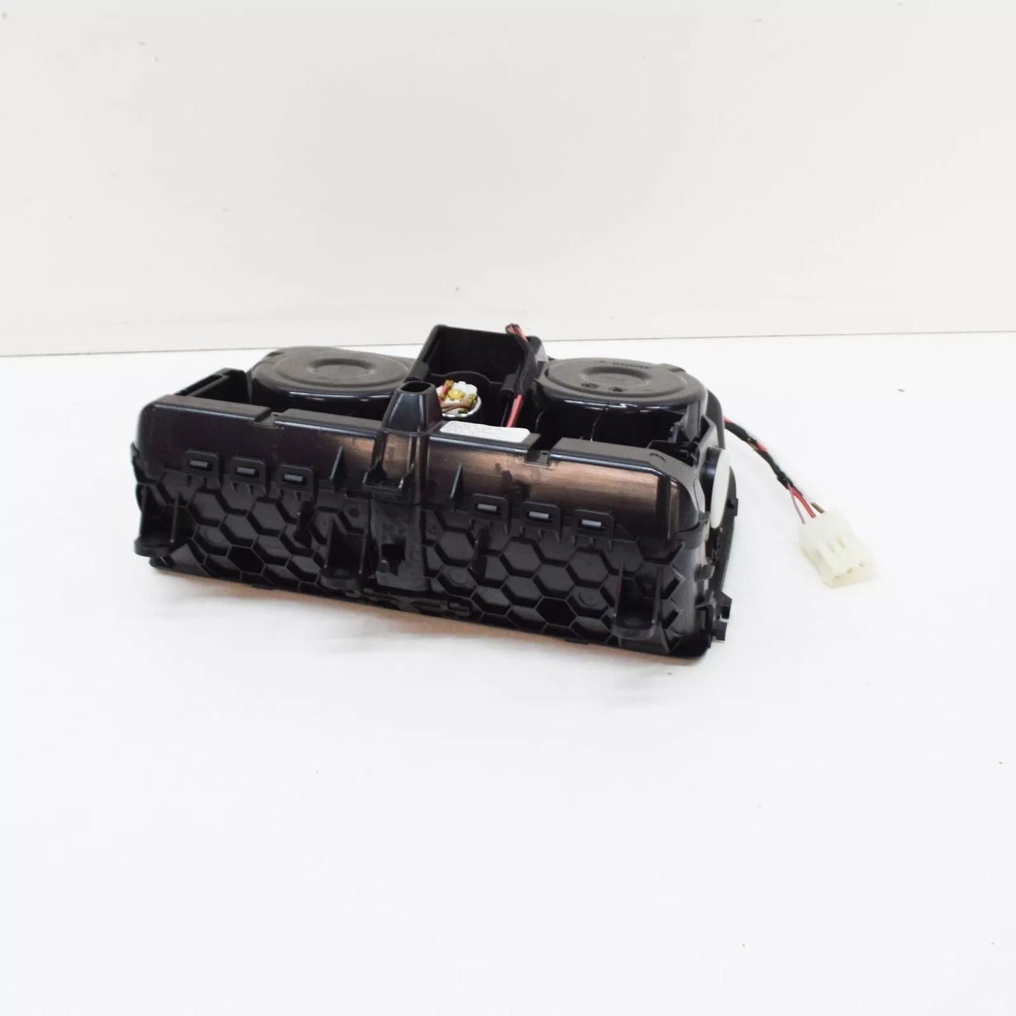 NEW BMW 5 F10 CENTER CONSOLE CUP HOLDER 9241714 51169241714 2012 ORIGINAL