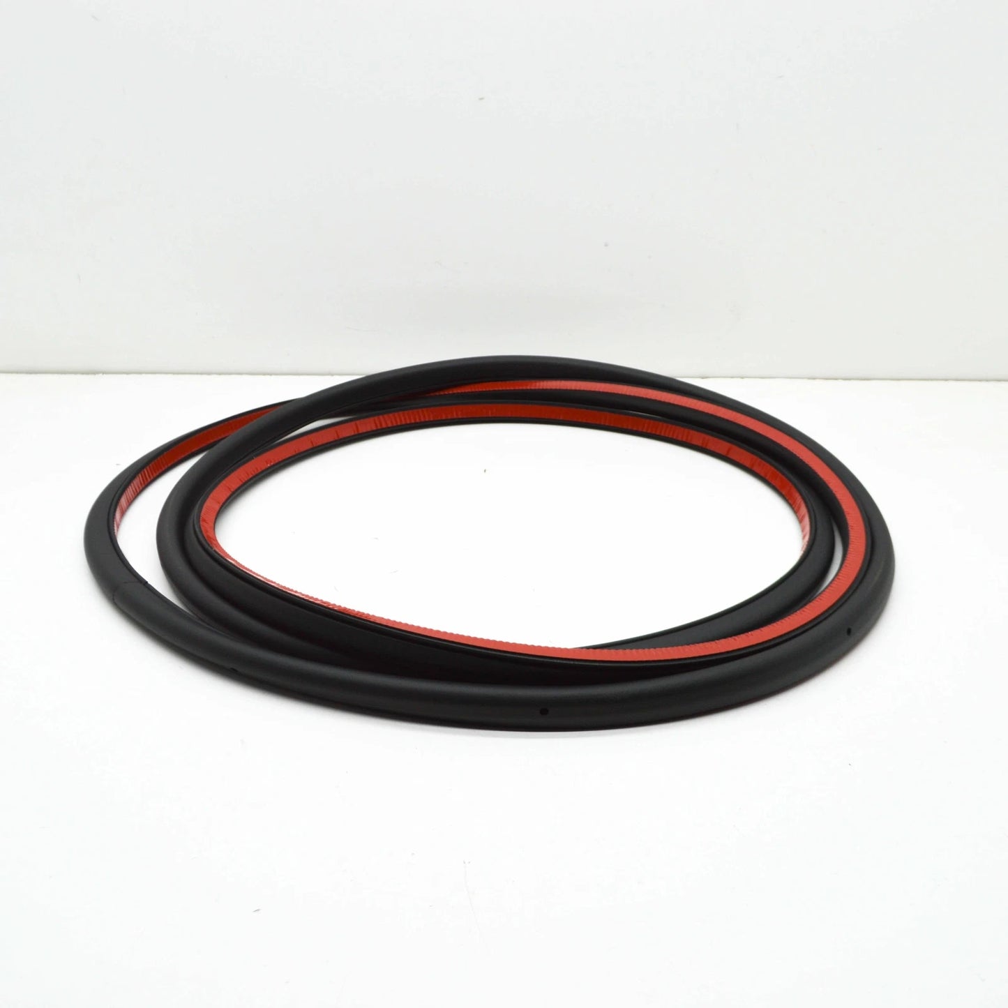 NEW AUDI Q3 8U FRONT LEFT OUTER DOOR SEAL RUBBER 8U0837911B