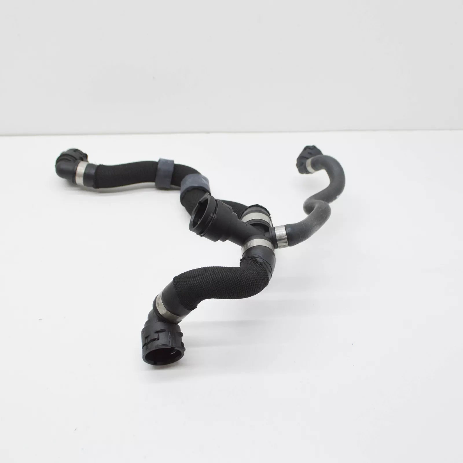 NEW MERCEDES-BENZ C W205 COOLER COOLANT FILLING HOSE A2055011691 ORIGINAL