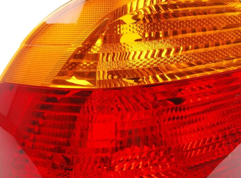 NEW BMW 3 COUPE E46 REAR LEFT SIDE PANEL TAIL LIGHT 63218364725 ORIGINAL