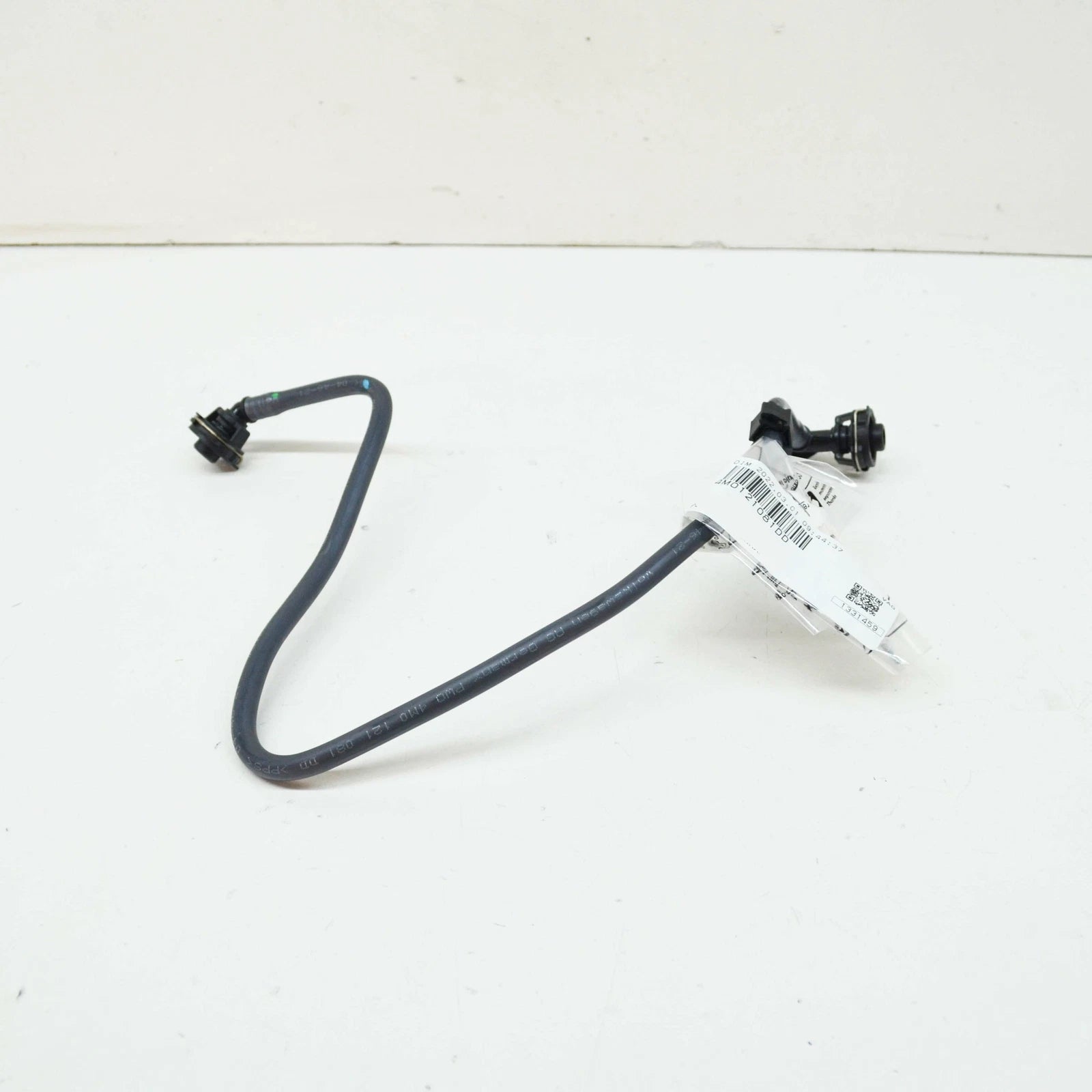 NEW AUDI Q8 ENGINE COOLANT HOSE PIPE 4M0121081DD ORIGINAL