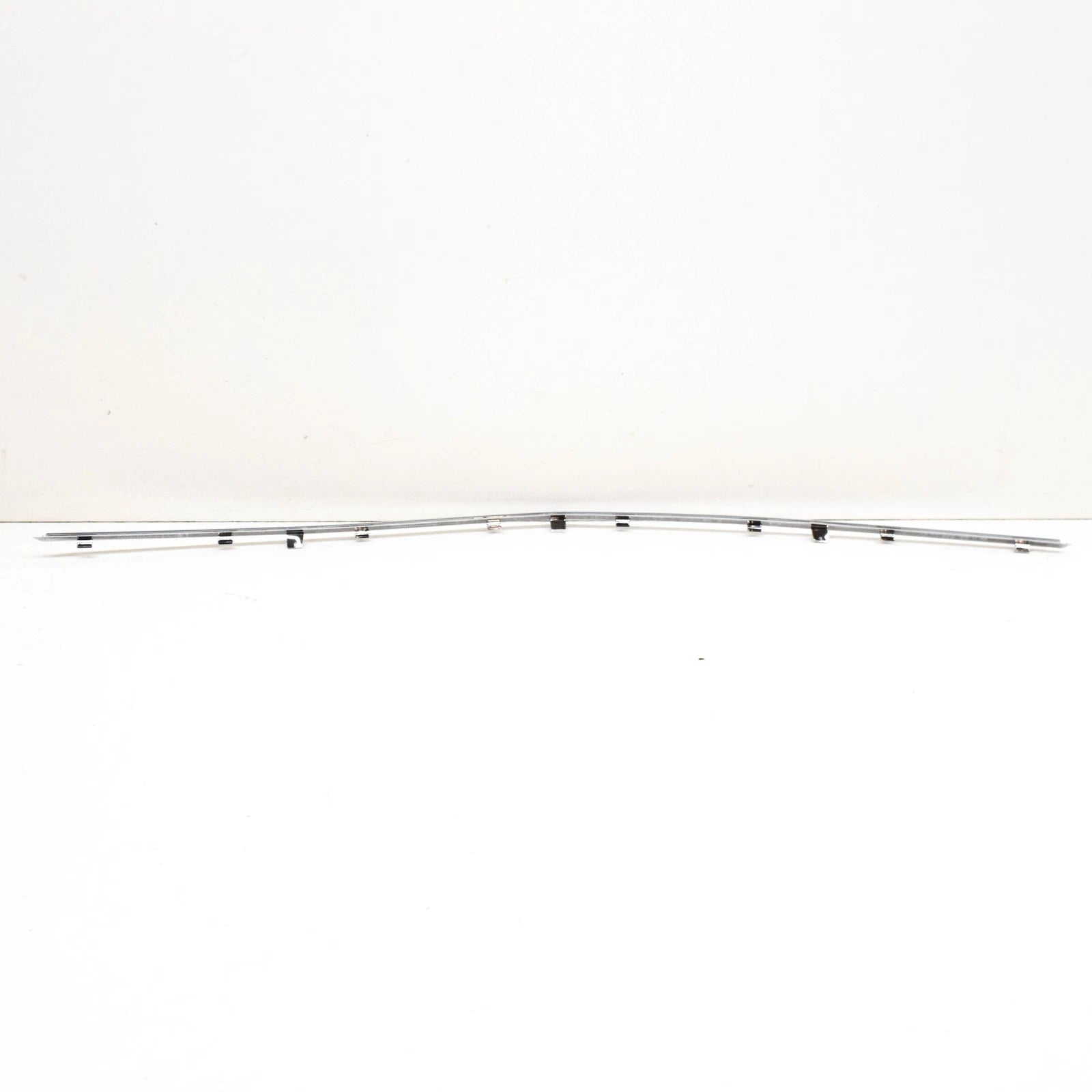 NEW MB S-CLASS W221 FRONT BUMPER CENTER LOWER CHROME TRIM A2218850021 ORIGINAL