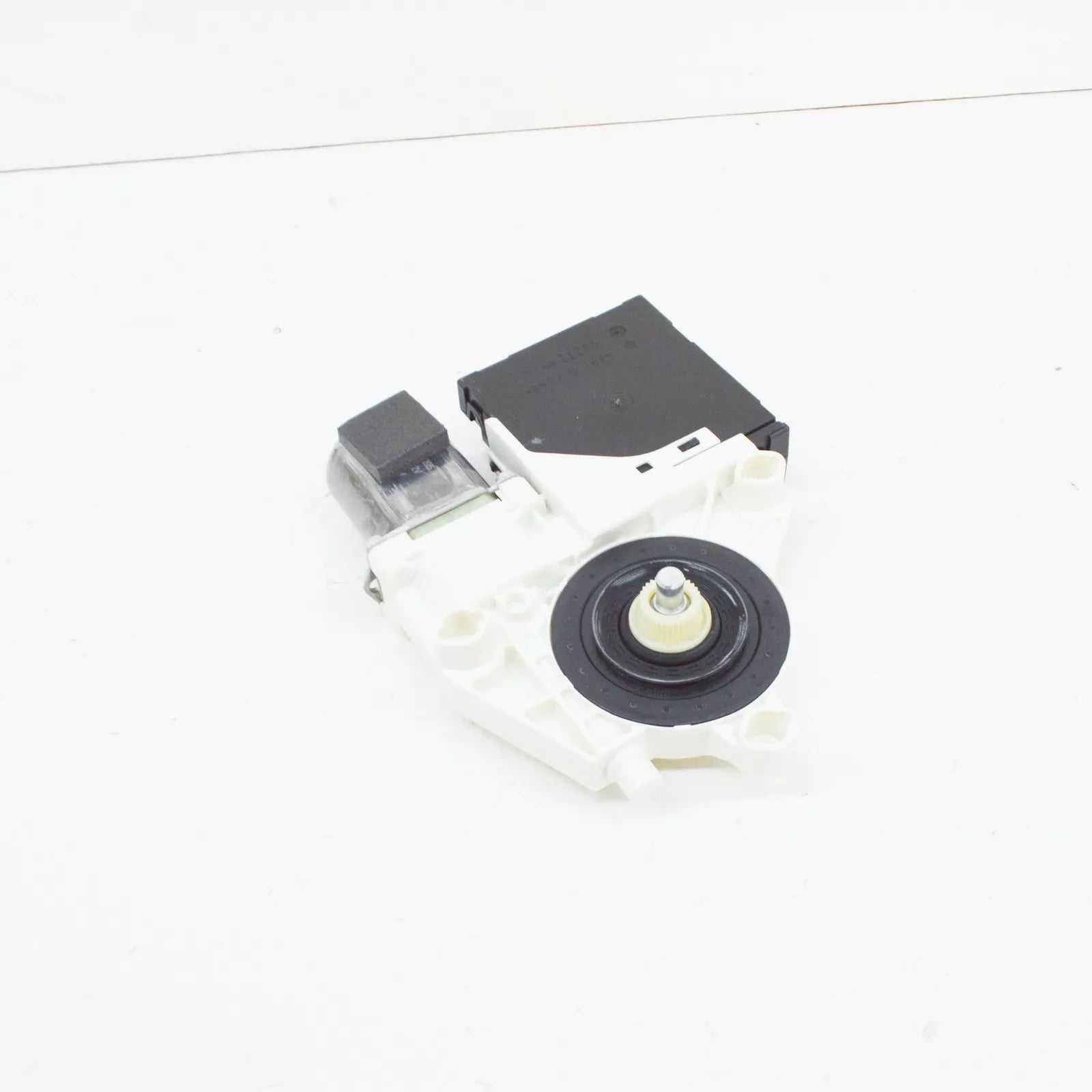 NEW AUDI A3 8P FRONT LEFT DOOR WINDOW REGULATOR MOTOR LHD 8P0959801G ORIGINAL