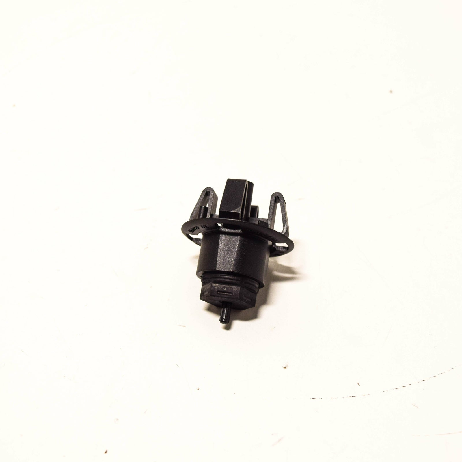 new bmw 1 f20 hood slam adjuster 51767183752 7183752 original