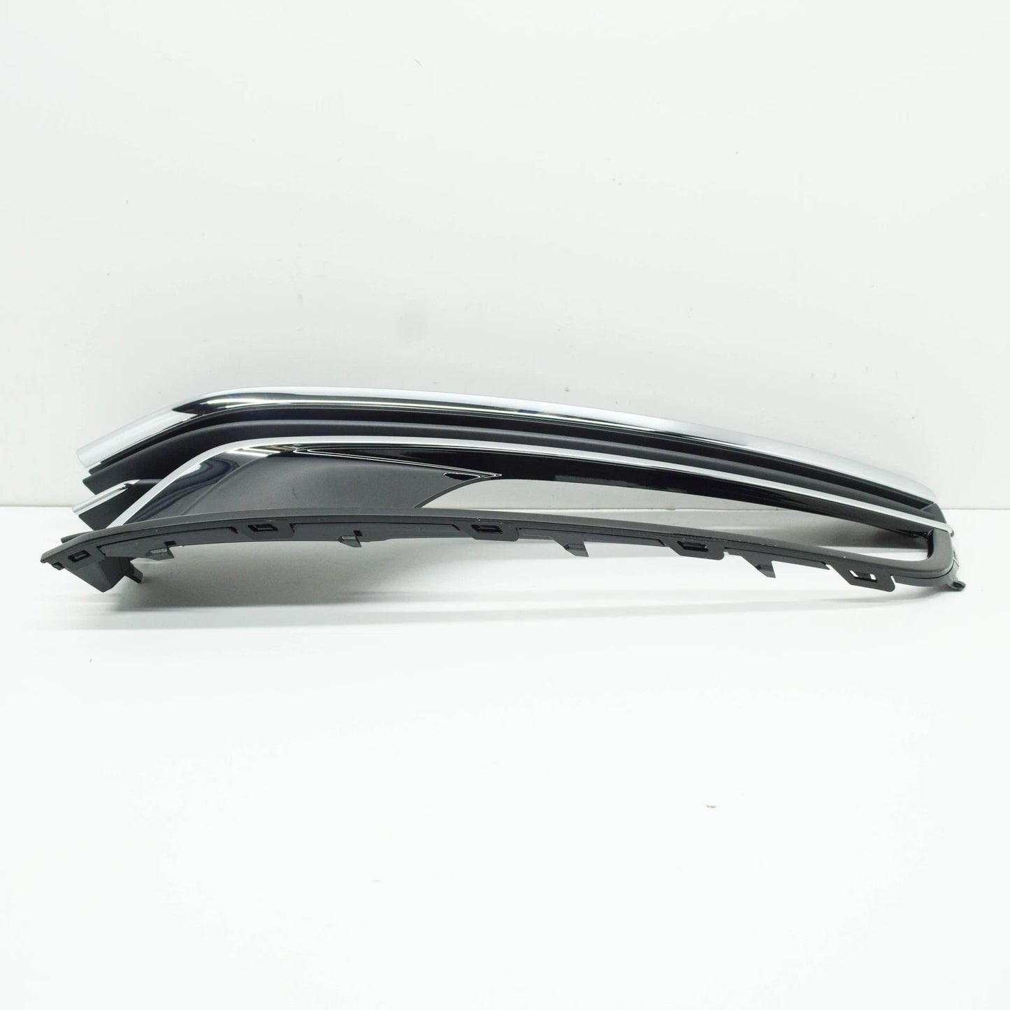 NEW VOLKSWAGEN PASSAT B8 FRONT BUMPER RIGHT GRILLE 3AA854662B9B9 ORIGINAL