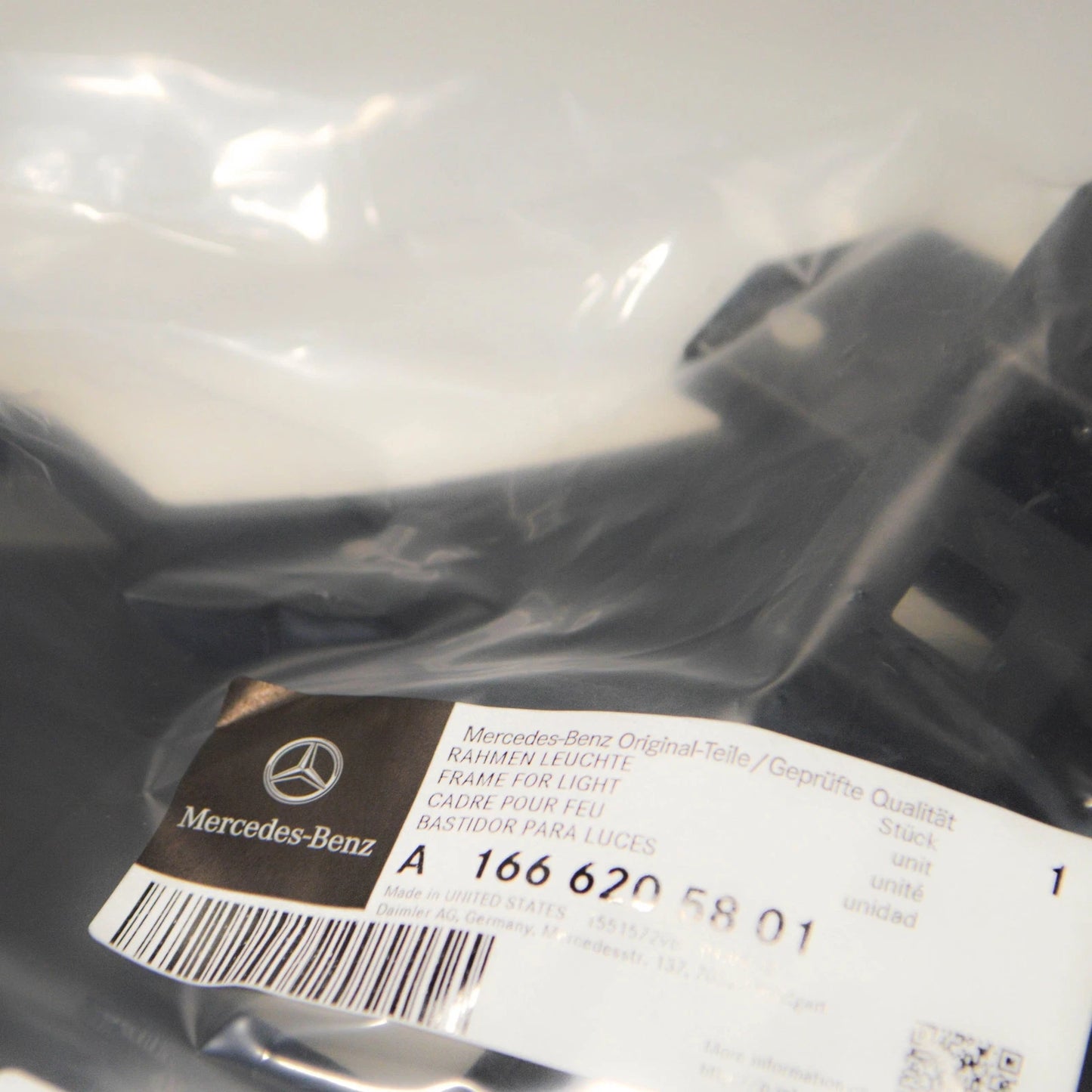 NEW MERCEDES-BENZ GL W166 FRONT RIGHT SIDE LIGHT FRAME MOUNT A1666205801