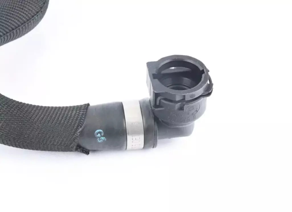 NEW BMW 3 F30, F80 ENGINE COOLANT RESERVOIR HOSE 17128633484 8633484 ORIGINAL