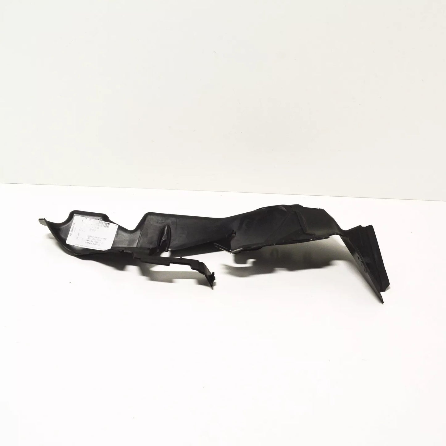 NEW AUDI A3 8V RIGHT RADIATOR AIR DUCT 8V0121284B ORIGINAL