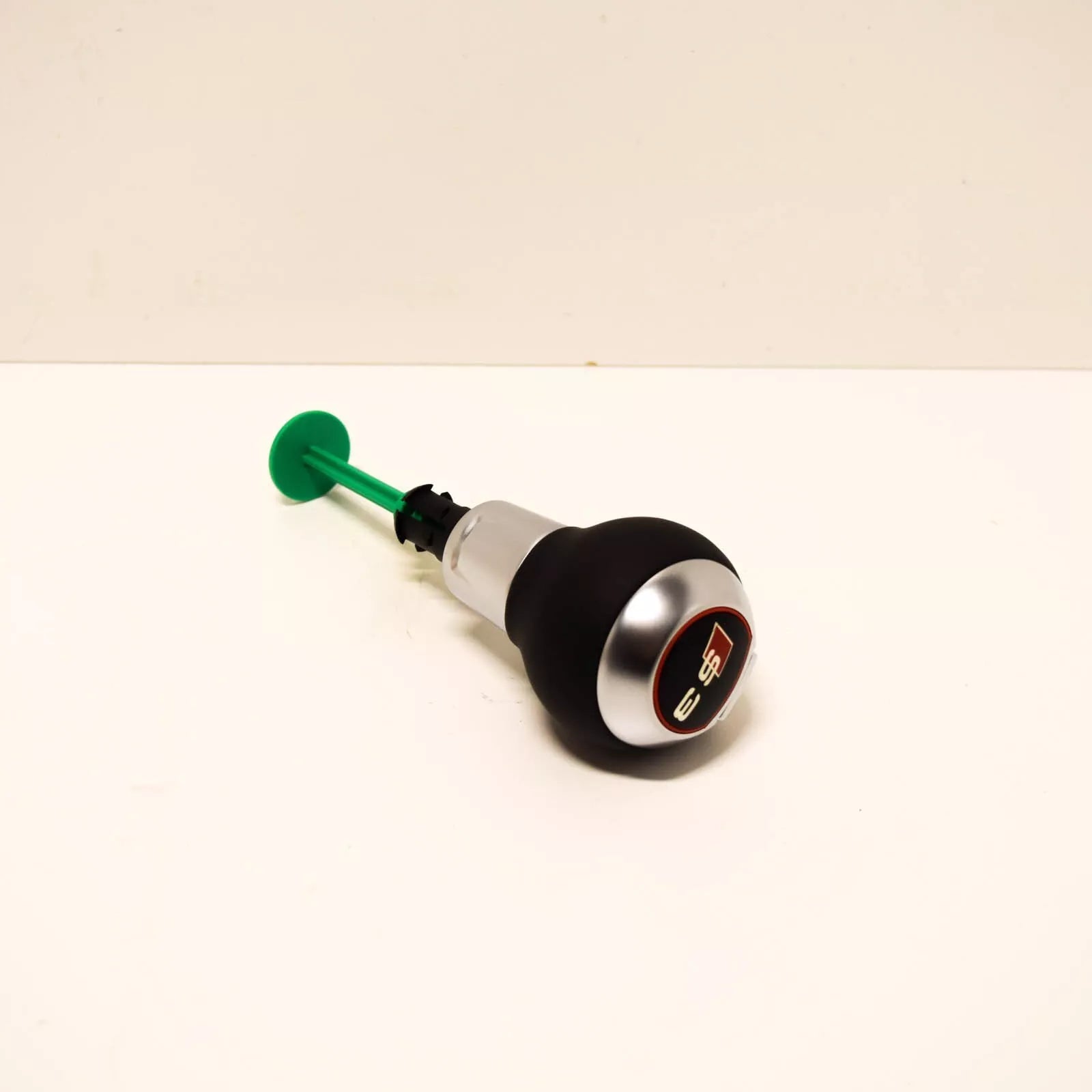 NEW AUDI A3 S3 8P S-TRONIC GEAR SHIFT KNOB 8P0713141SKH ORIGINAL