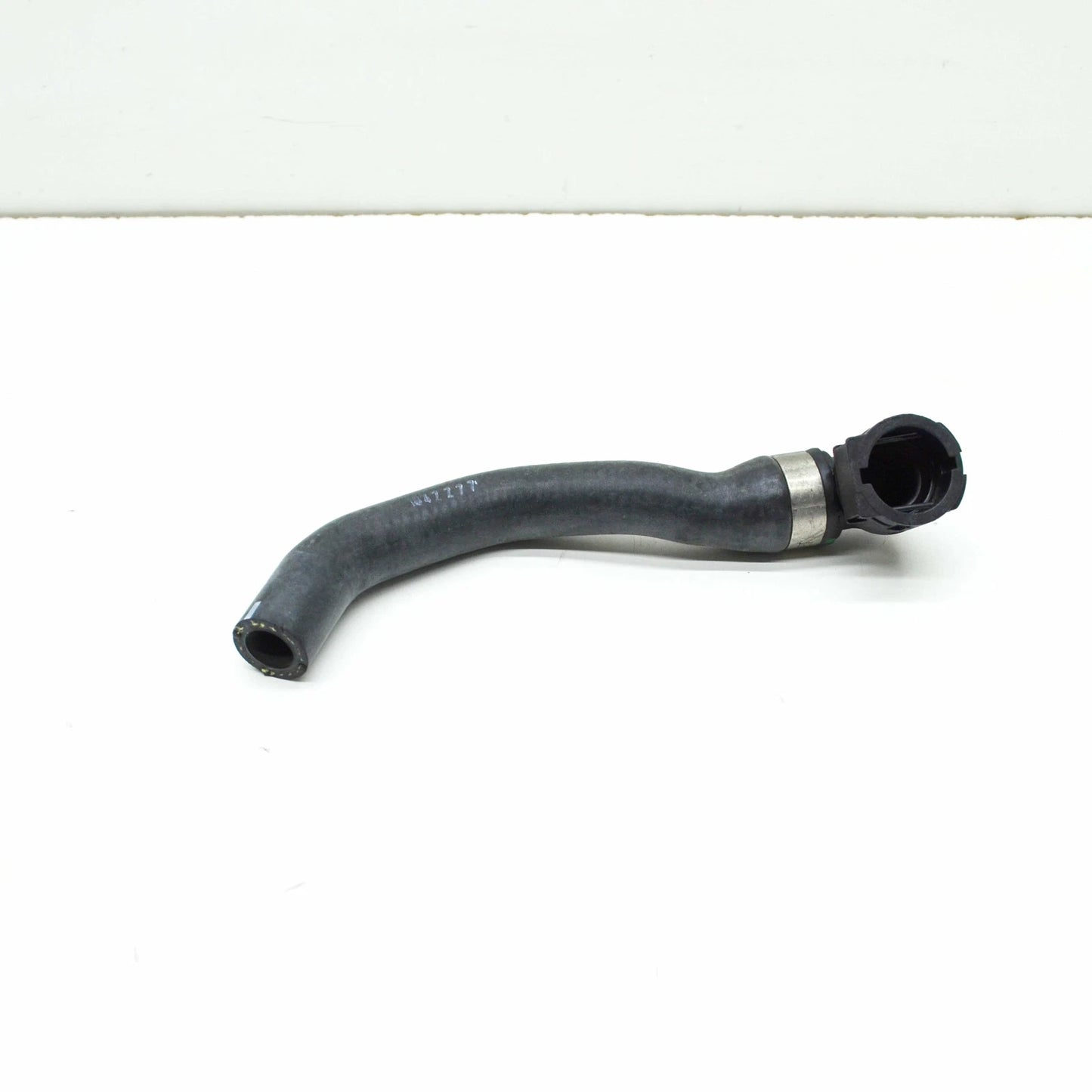 NEW BMW 5 F10 ENGINE WATER COOLANT HOSE 11538511761 8511761 ORIGINAL