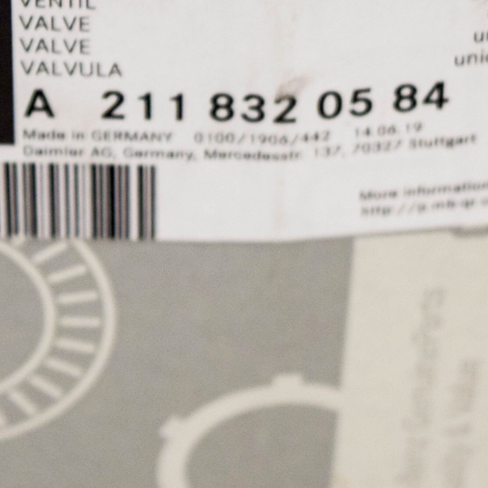 NEW MERCEDES BENZ E W211 HEATER DUO VALVE A2118320584 ORIGINAL