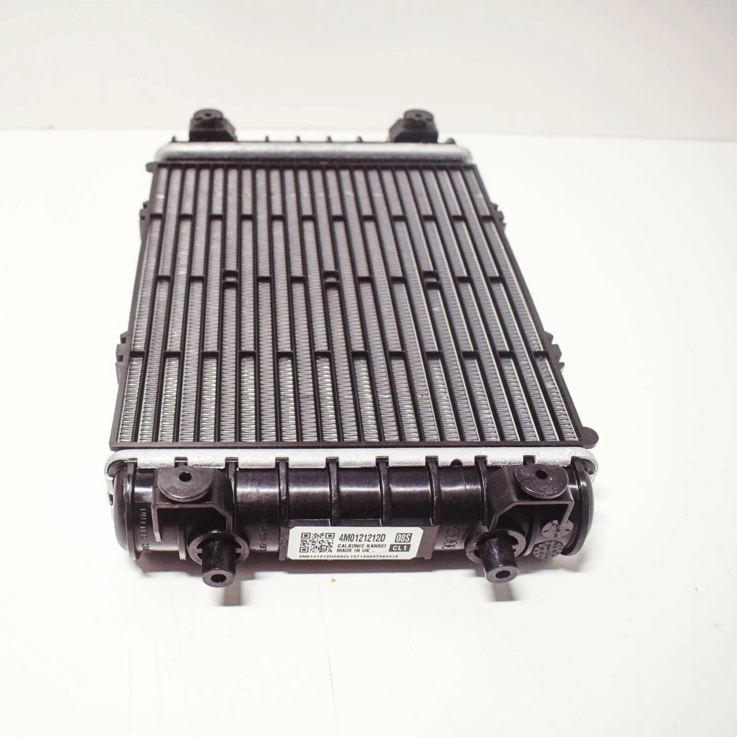 NEW AUDI Q7 4M AUXILIARY COOLANT RADIATOR 4M0121212D ORIGINAL