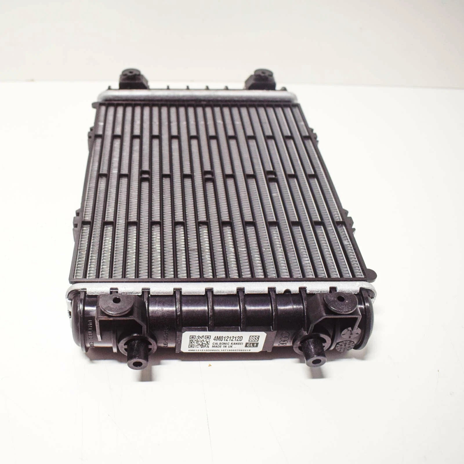 NEW AUDI Q7 4M AUXILIARY COOLANT RADIATOR 4M0121212D ORIGINAL