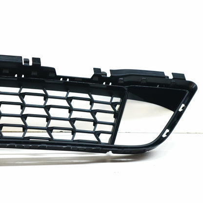 NEW BMW 5 G30 M FRONT BUMPER LOWER CENTER GRILLE 51118098664 ORIGINAL