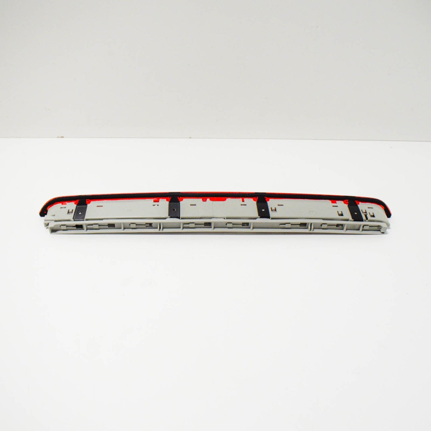 NEW AUDI A4 AVANT 8K REAT TAILGATE ADDITIONAL BRAKE LIGHT 8K9945097 ORIGINAL