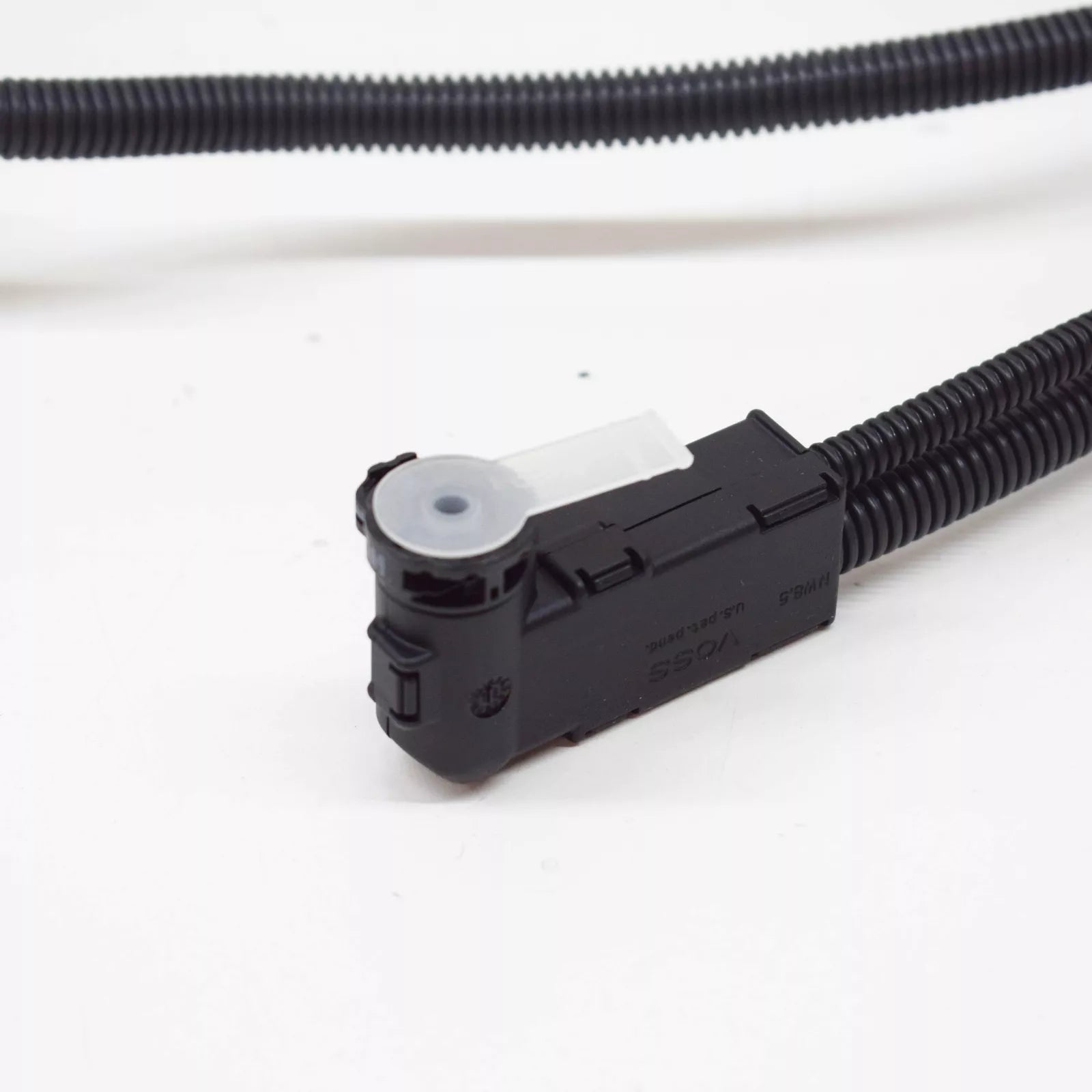 NEW VOLKSWAGEN ARTEON 3H7 REAR ADBLUE SUPPLY LINE 3Q0131983L