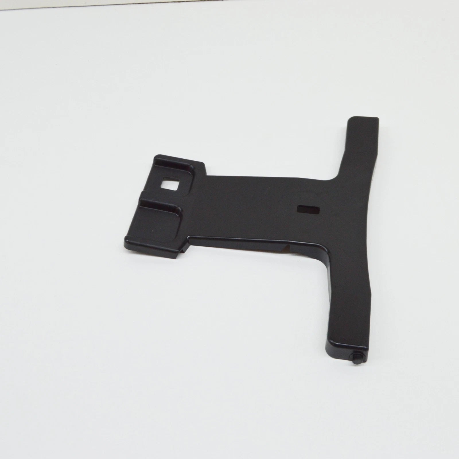 NEW MERCEDES-BENZ C W204 RADIATOR GRILLE SUPPORT A2048850736 ORIGINAL