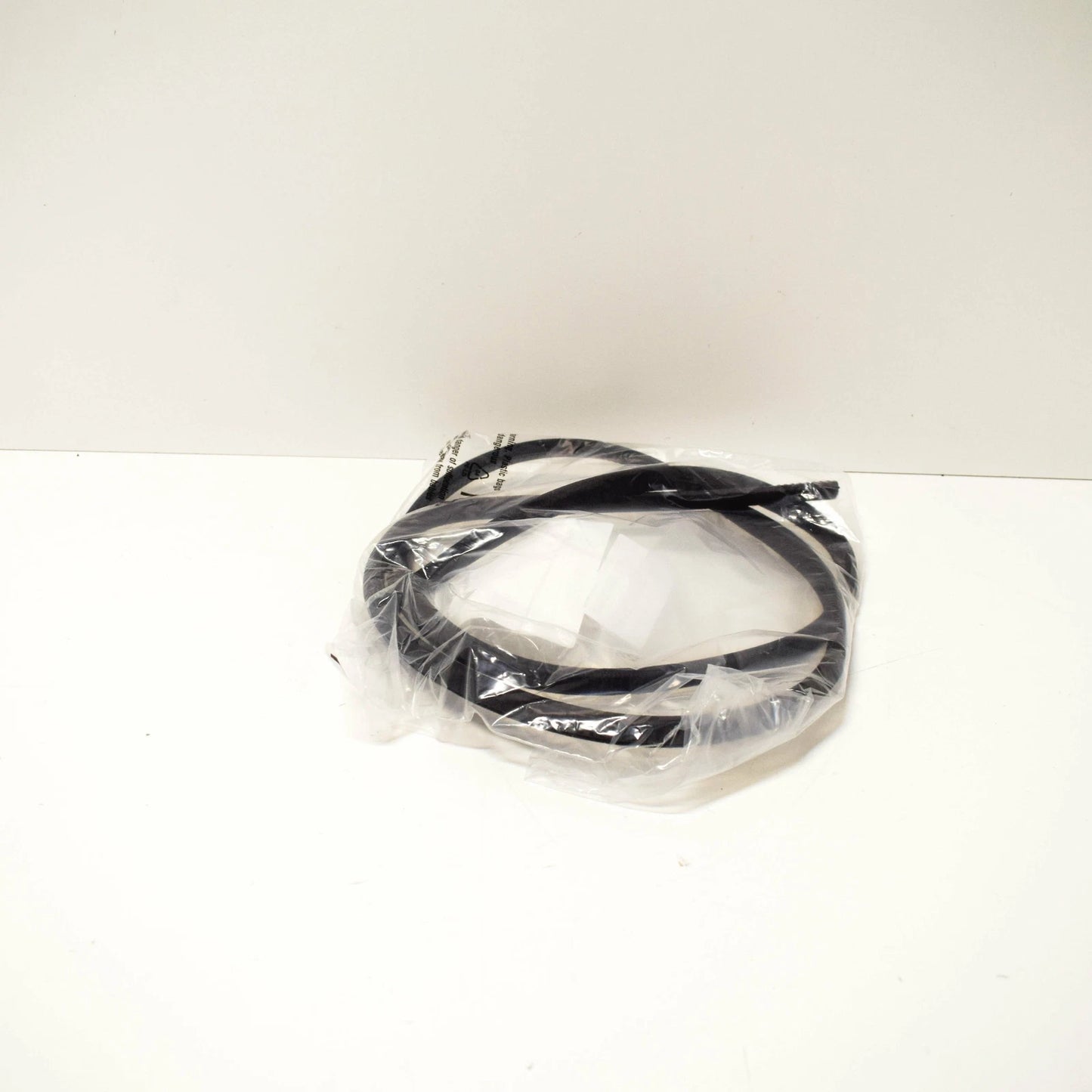 NEW BMW 5 E28 SUNROOF SEAL GASKET 54121920052 1920052 ORIGINAL