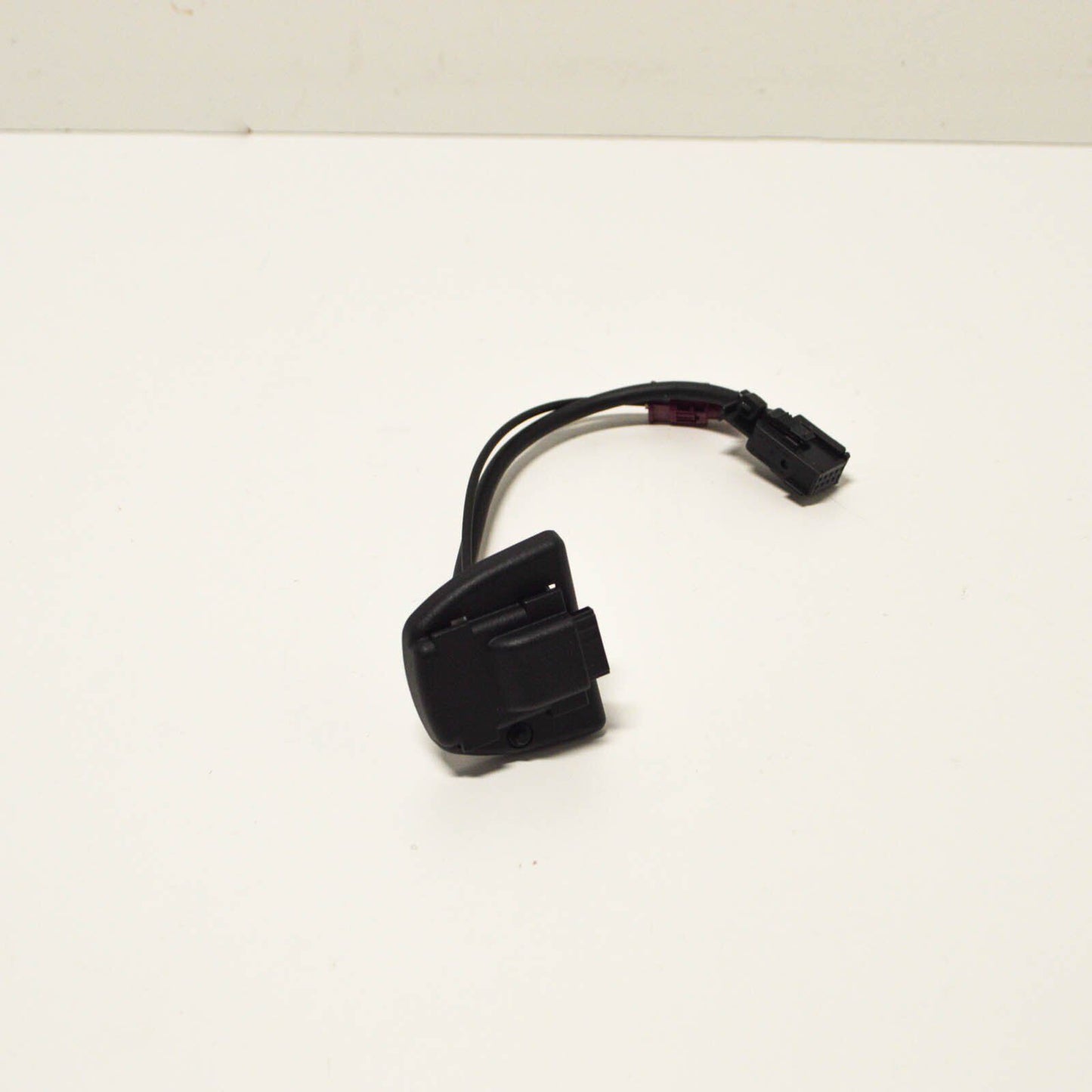 NEW MERCEDES BENZ VITO W639 CAR PHONE CONTACT PLATE A2158200611 ORIGINAL