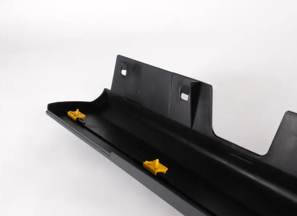 NEW BMW 3 E90 LEFT ROCKER PANEL MOLDING 7164795 51777164795 ORIGINAL