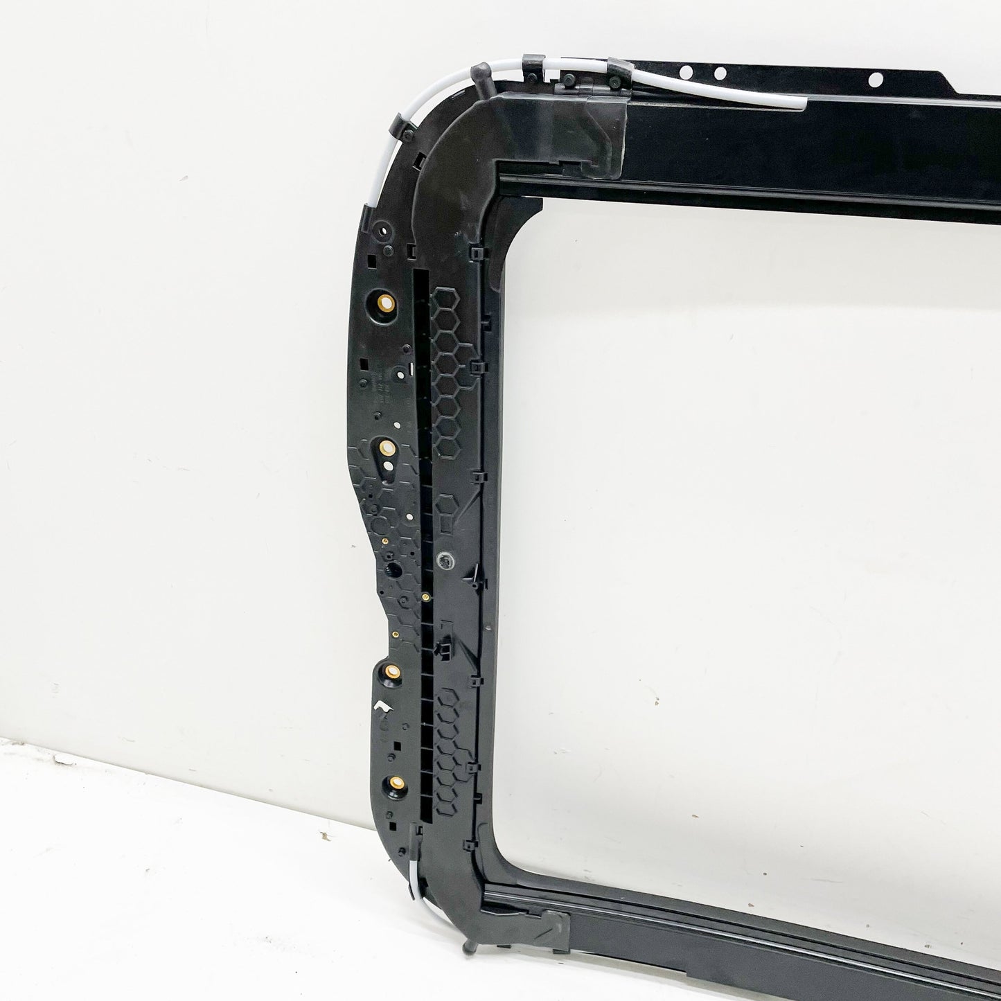 new volkswagen jetta mk6 sunroof frame 1k9877049a original