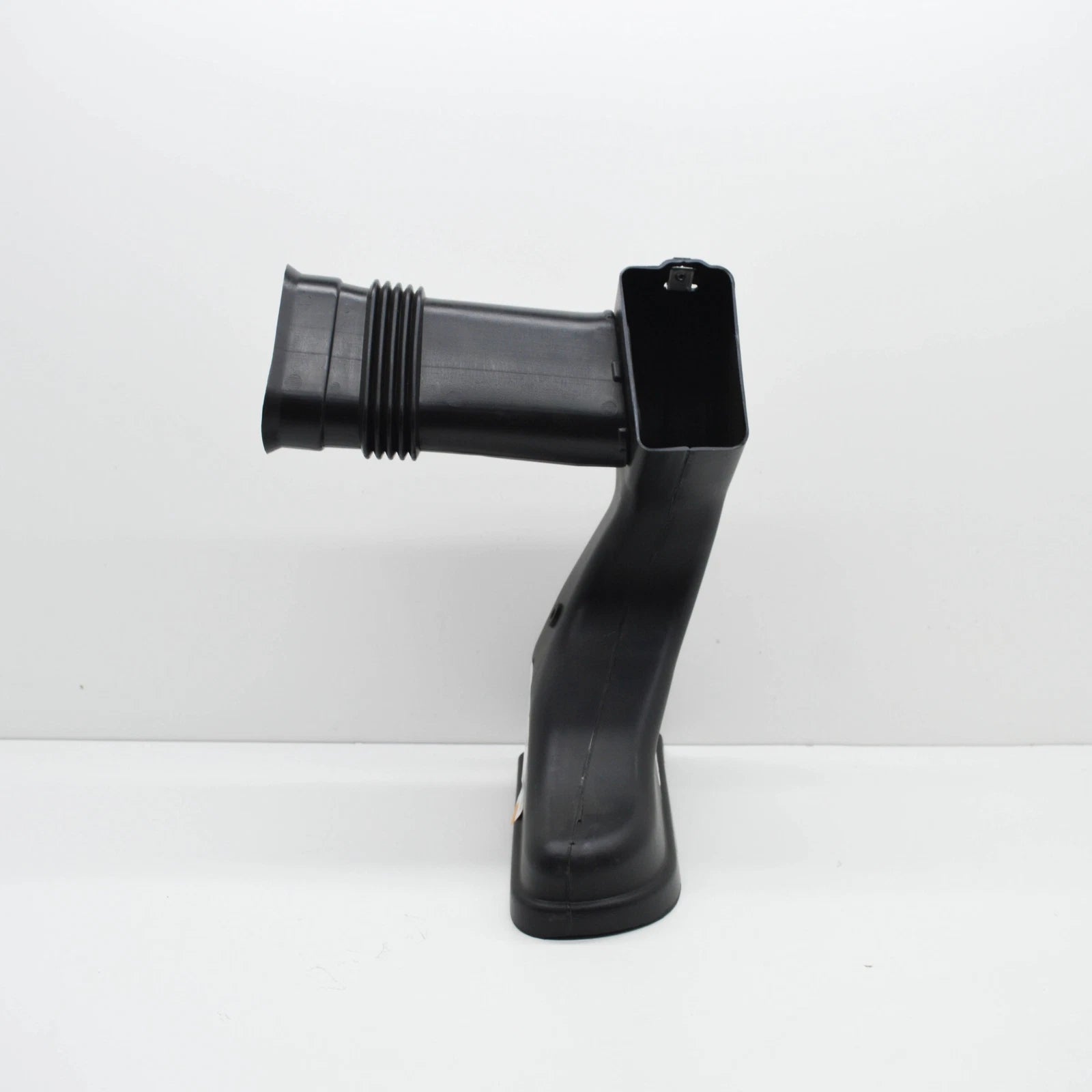 NEW BMW 6 E63 FRONT LEFT BRAKE AIR DUCT 7898199 51117898199 ORIGINAL