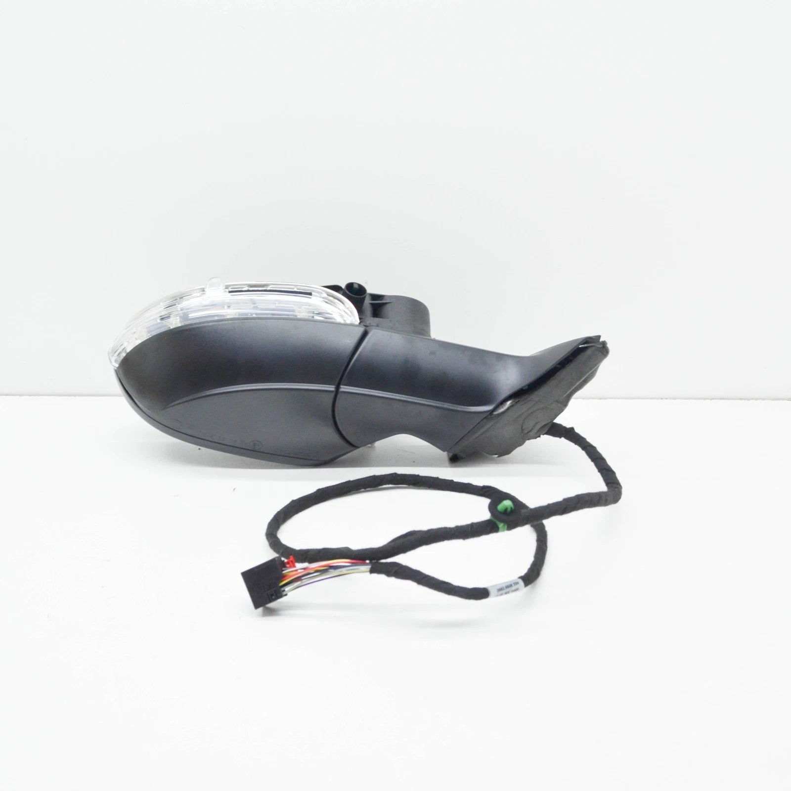 NEW VOLKSWAGEN PASSAT ALLTRACK B8 FRONT RIGHT WING MIRROR 561857508BE9B9