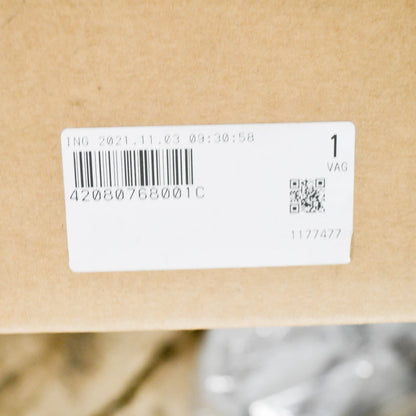 NEW AUDI R8 FRONT BUMPER RIGHT GRILLE 42080768001C 420807680 01C ORIGINAL