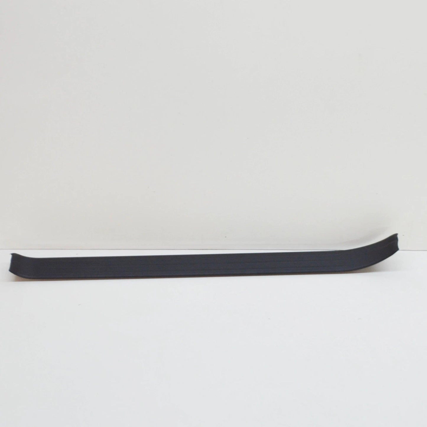 NEW MERCEDES-BENZ SL R230 FRONT LEFT DOOR INSIDE RAIL A23068001359051 ORIGINAL