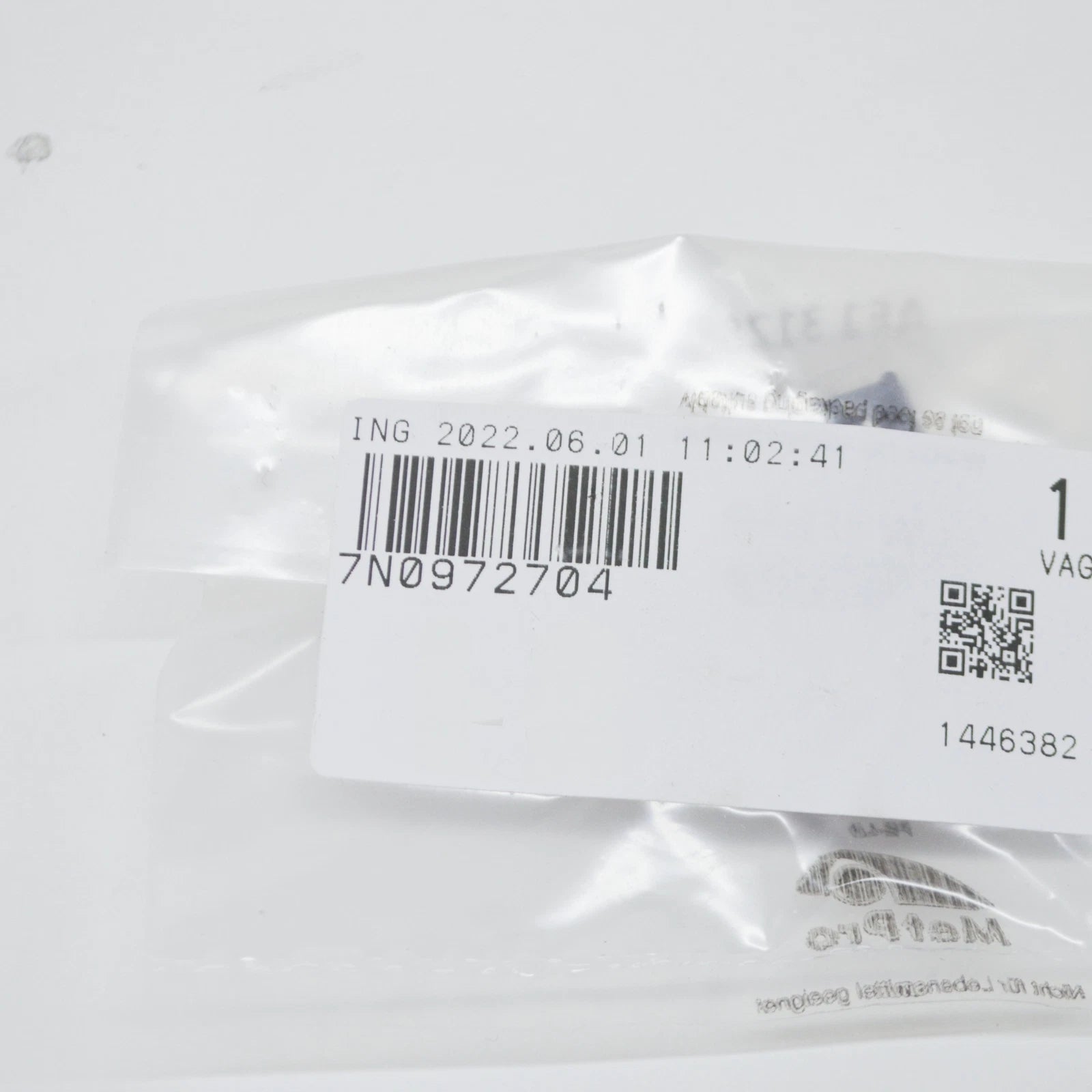 NEW VW GOLF MK7 4-PIN FLAT CONTACT HOUSING WITH CONTACT LOCK 7N0972704