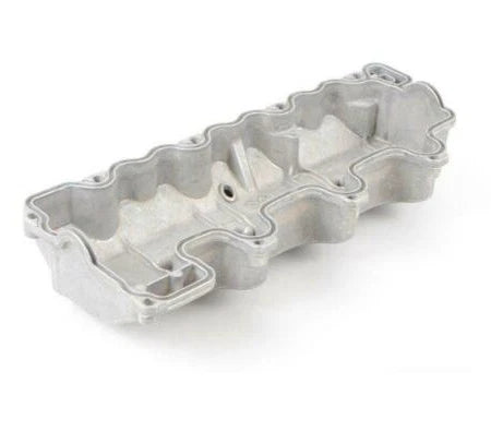 NEW MERCEDES-BENZ C W203 RIGHT ENGINE VALVE COVER A1120100430 ORIGINAL
