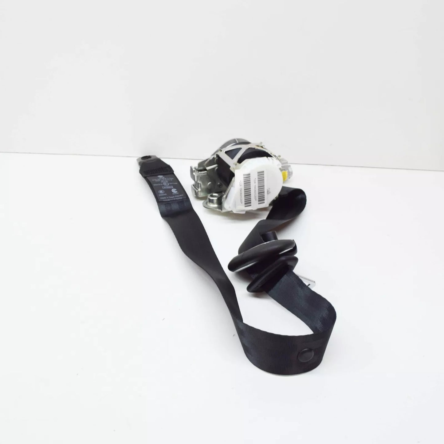 NEW VOLKSWAGEN AMAROK FRONT RIGHT SEAT BELT RHD 2H0857806DRAA ORIGINAL