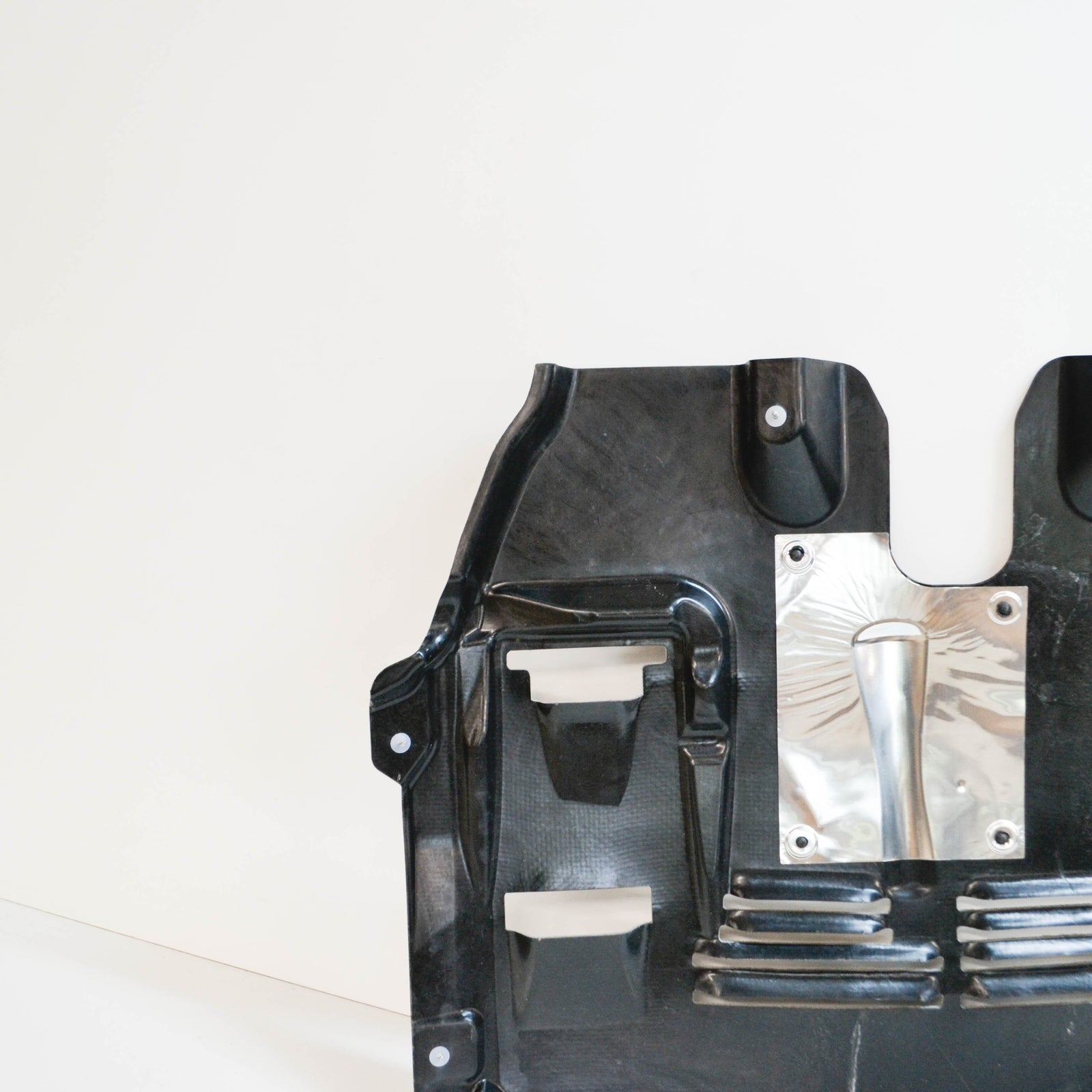 new mini cooper r56 engine undertray shield cover 51757330566 7330566 original