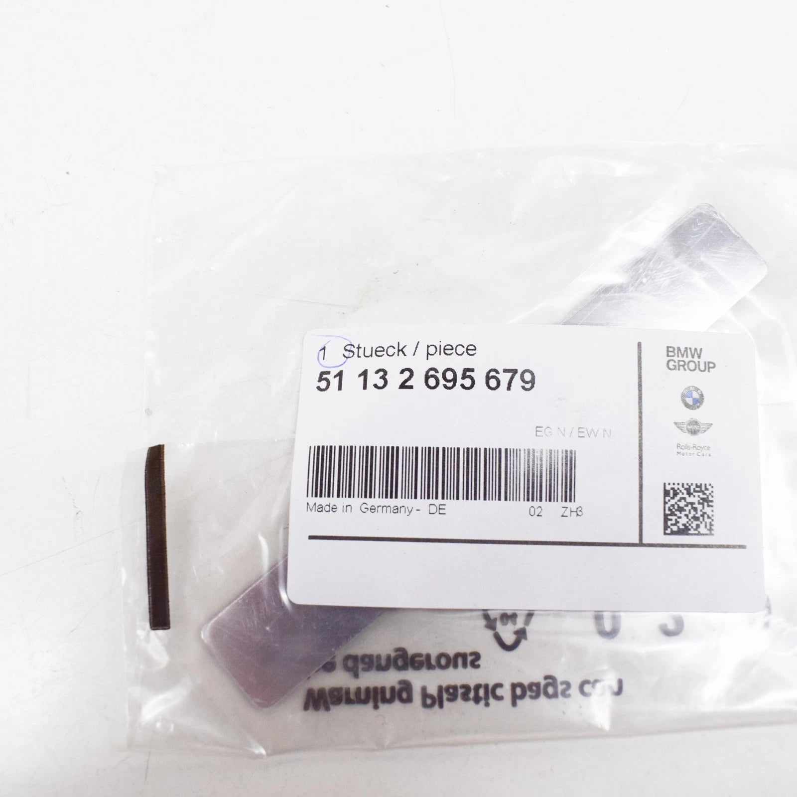NEW BMW E39 SEDAN M EXTERIOR TRIM MOULDING EMBLEM BADGE 2695679 51132695679