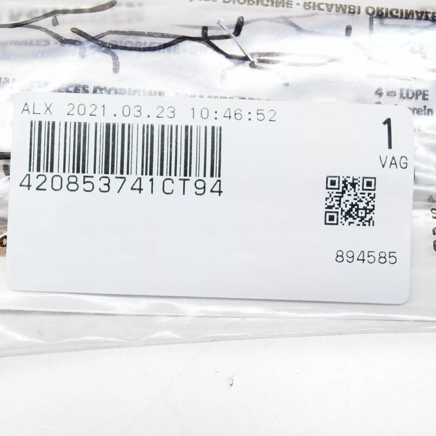 NEW AUDI R8 42 REAR EMBLEM BADGE 420853741CT94