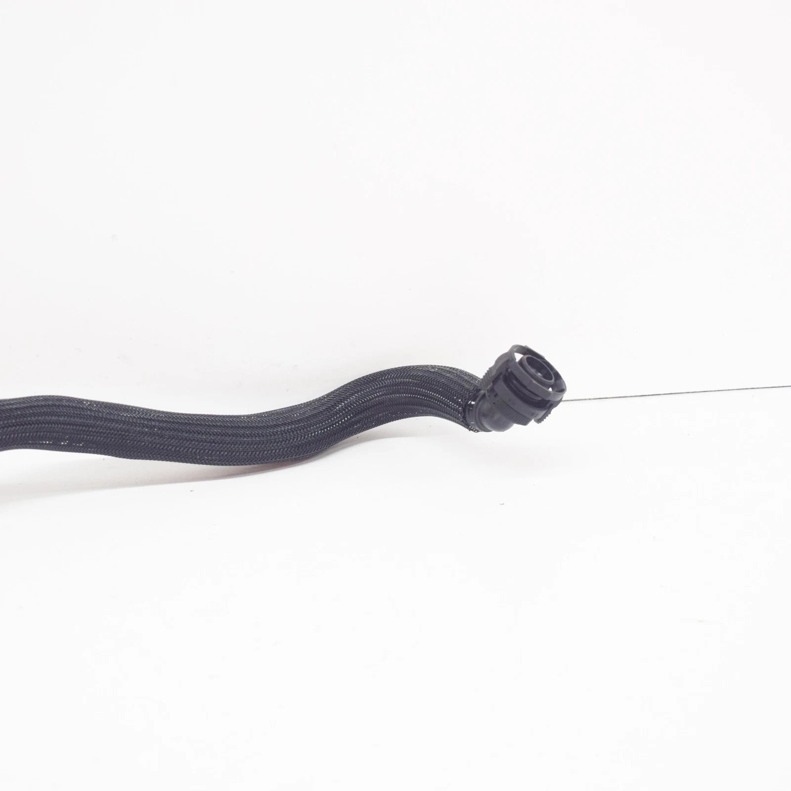 NEW BMW X5 E70 CRANKCASE-VENTILATION VENT PIPE HOSE 11157589989 ORIGINAL