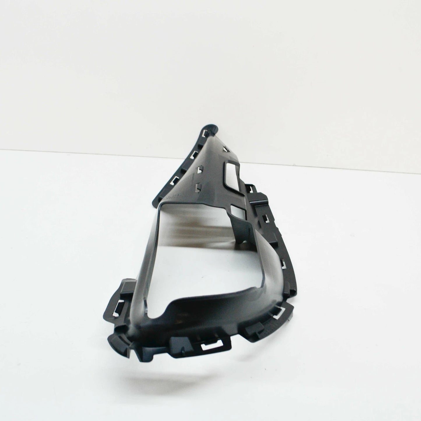 NEW MB A W176 AMG FRONT AIR DUCT GRILL RIGHT HOLDER A1768855500