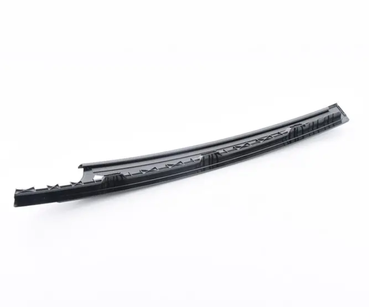NEW VW GOLF 5G MK7 FRONT LEFT DOOR WINDOW FRAME TRIM 5GM837901B041 ORIGINAL