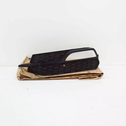 NEW AUDI A3 8PA FRONT BUMPER LEFT SIDE GRILLE 8V3807681G 9B9 2013