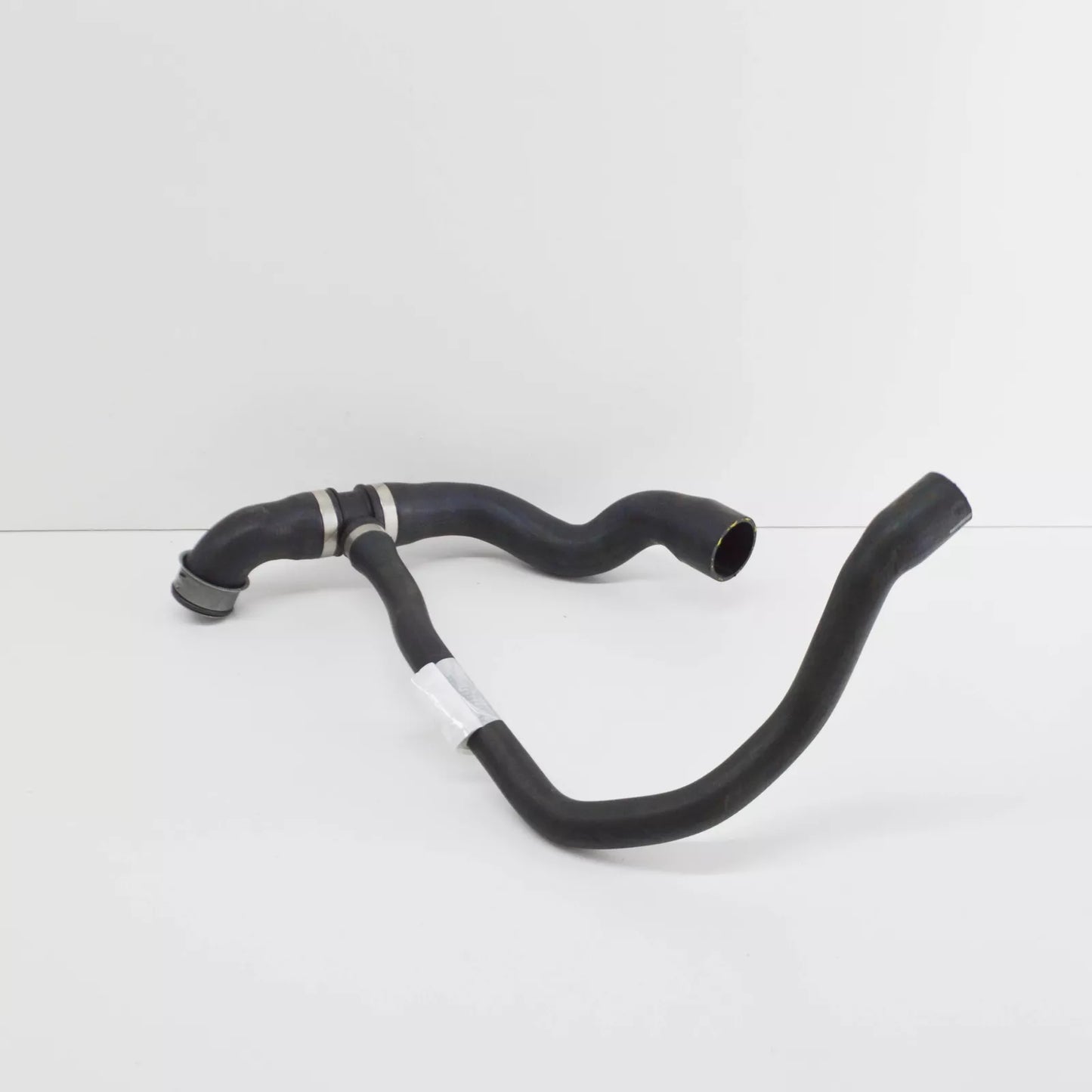 NEW MERCEDES-BENZ SLK R171 RADIATOR BOTTOM HOSE A1715010482 ORIGINAL